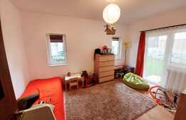 Apartament 3 camere, gradina 100 mp, boxa, zona strazii Teilor!