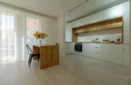 Oportunitate! Apartament cu CF, bloc cu 3 etaje, lift , 45,5 mp, balcon, orientare sudica!