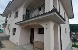 Incalzire in pardoseala, zona de case, acces facil catre oras