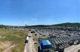 Apartament 2 camere, decomandat 54 mp, parcare, zona Vivo