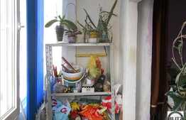 Vanzare 2 camere decomandate in zona Billa, boxa pentru depozitare inclusa