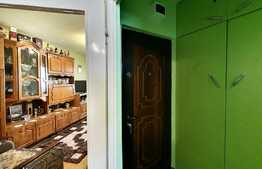 Garsoniera 24 mp, etaj intermediar, zona Expo Transilvaniei