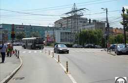 P-ta Mihai Viteazu. Pentru Cabinet, Salon, Sediu De Firma !. Vad si Trafic !