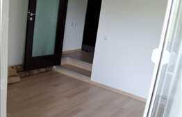 3 camere de vanzare, 70 mp in zona Porii