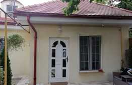 Scadere de pret! Casa la cheie in centrul orasului, 40 mp utili, 450 mp in curte comuna