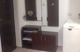 Garsoniera, 22 mp, decomandata, zona Calea Floresti