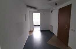 Apartament 4 camere, 94 mp, finisat, nemobilat, zona Parcul Central