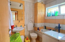 Apartament 3 camere,2 balcoane, parcare, Buna Ziua