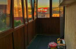 Apartament 2 camere decomandat, 56 mp, loc de parcare, zona strazii Edgar Quinet