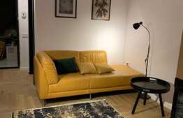 Apartament de vanzare 2 camere, balcon si garaj subteran! Semicentral!