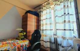 Garsoniera, etaj intermediar, zona Liviu Rebreanu