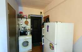 Garsoniera, etaj intermediar, zona Liviu Rebreanu