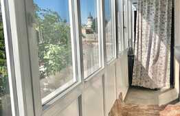 Apartament cu 2 camere, decomandat, 55 mp, cheltuieli mici, zona strazii Paris