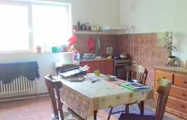 Apartament in vila 150 mp, teren 165 mp, zona Pietei Engels!