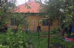 Casa individuala, 100 mp utili, 900 mp teren, zona semicentrala!