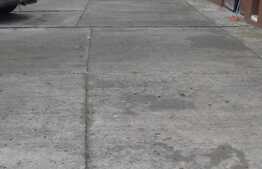 Casa individuala, 470 mp utili, hala 90mp utili, 568 mp teren !