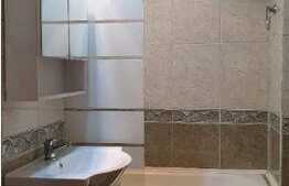 Oportunitate !  2 camere, decomandat, la cheie, zona Big