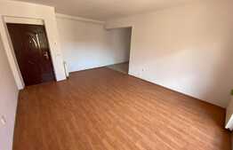 Oportunitate!! Apartament cu 2 camere, 54 mp, etaj intermediar, parcare, zona Eroilor