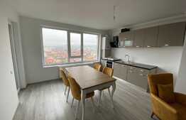 Investitie! Apartament cu 2 camere, view, garaj, etaj intermediar, complex Riverside!