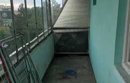 Apartament 2 camere, etaj intermediar 43 mp, zona Mercur