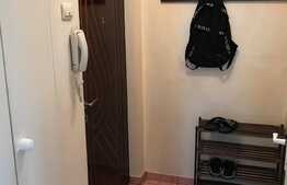Apartament 2 camere, etaj intermediar 43 mp, zona Mercur