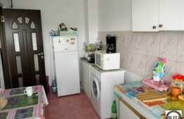 Vanzare apartament cu 1 camera la etaj intermediar