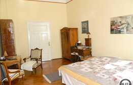 Vanzare apartament in imobil tip casa!