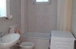 Apartament 2 camere, demisol, mobilat modern in imobil tip vila