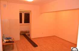 3 cam, 75 mp pe Dorobantilor + garaj+ boxa!!