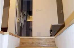 Apartament cu 3 camere, cu scara interioara, 71 mp utili