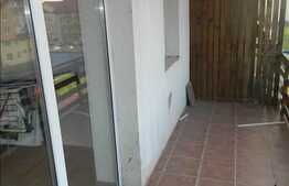 Vanzare 1 camera, 44 mp utili plus balcon, zona Stejarului