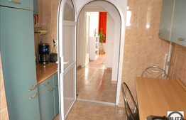 Vanzare 3 camere in zona strazii Baita!