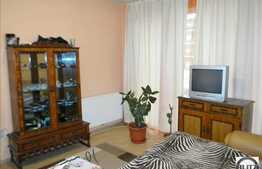 2 camere de vanzare, cu gradina 20 mp, la 5 minute de Profi