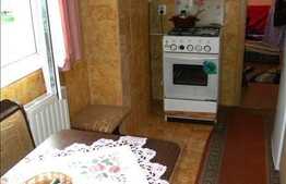 De vanzare apartament cu 1 camera, decomandat, 37 mp utili, zona Real