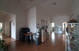 450 MP- Etaj cladire de birouri cu parcari incluse. 