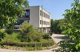 450 MP- Etaj cladire de birouri cu parcari incluse. 