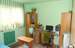 Apartament de vanzare cu 3 camere, 54 mp utili