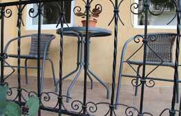 Apartament cu 2 camere, decomandate, terasa, garaj, zona strazii Horea 