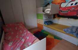 Oportunitate, etaj intermediar, parcare, 2 balcoane, zona Muzeul Apei