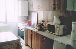  2 camere, 44 mp, zona Florilor