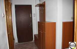 Apartament cu 3 cam decomandate! Zona FSEGA! Partial mobilat!