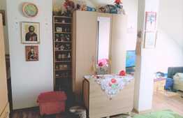 1 camera, 35 mp, zona Eroilor