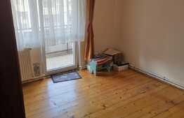 Apartament 3 camere, 61 mp, zona Restaurant Regal