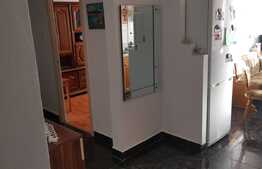 Apartament cu 3 camere, 70 mp, zona Calea Floresti