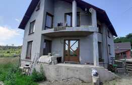 Casa individuala de 120 mp utili cu 325 mp de teren