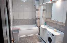 Apartament 2 camere, decomandat, 56 mp, loc de parcare, zona Vivo