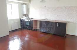 Apartament cu 5 camere, finisat, 130 mp, parcare, zona strazii Teilor