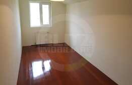 Apartament cu 5 camere, finisat, 130 mp, parcare, zona strazii Teilor