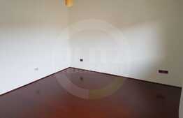 Apartament cu 5 camere, finisat, 130 mp, parcare, zona strazii Teilor