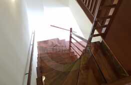 Apartament cu 5 camere, finisat, 130 mp, parcare, zona strazii Teilor